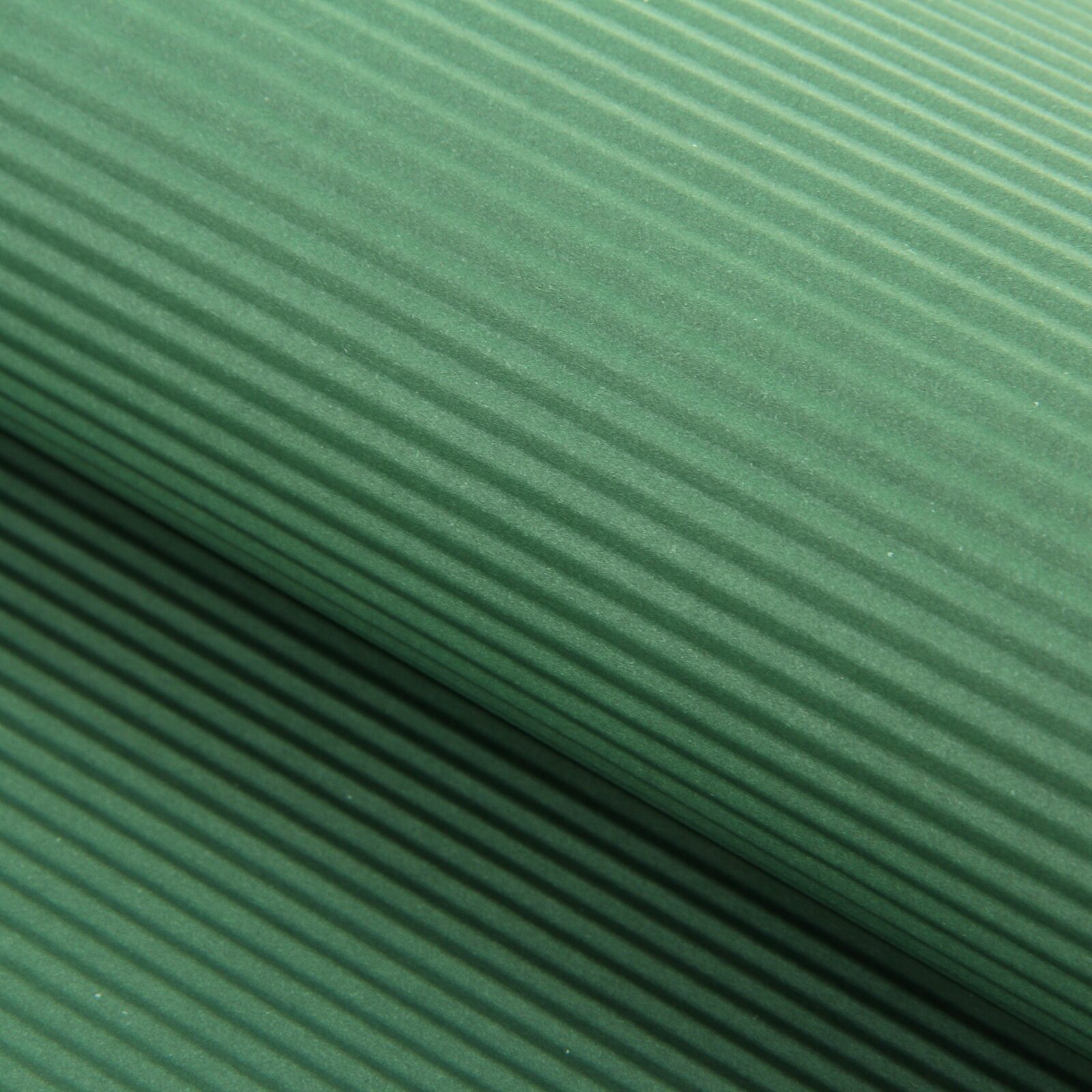 Бумага гофрированная "Однотонная", темно-зеленая, 50 х 70 см